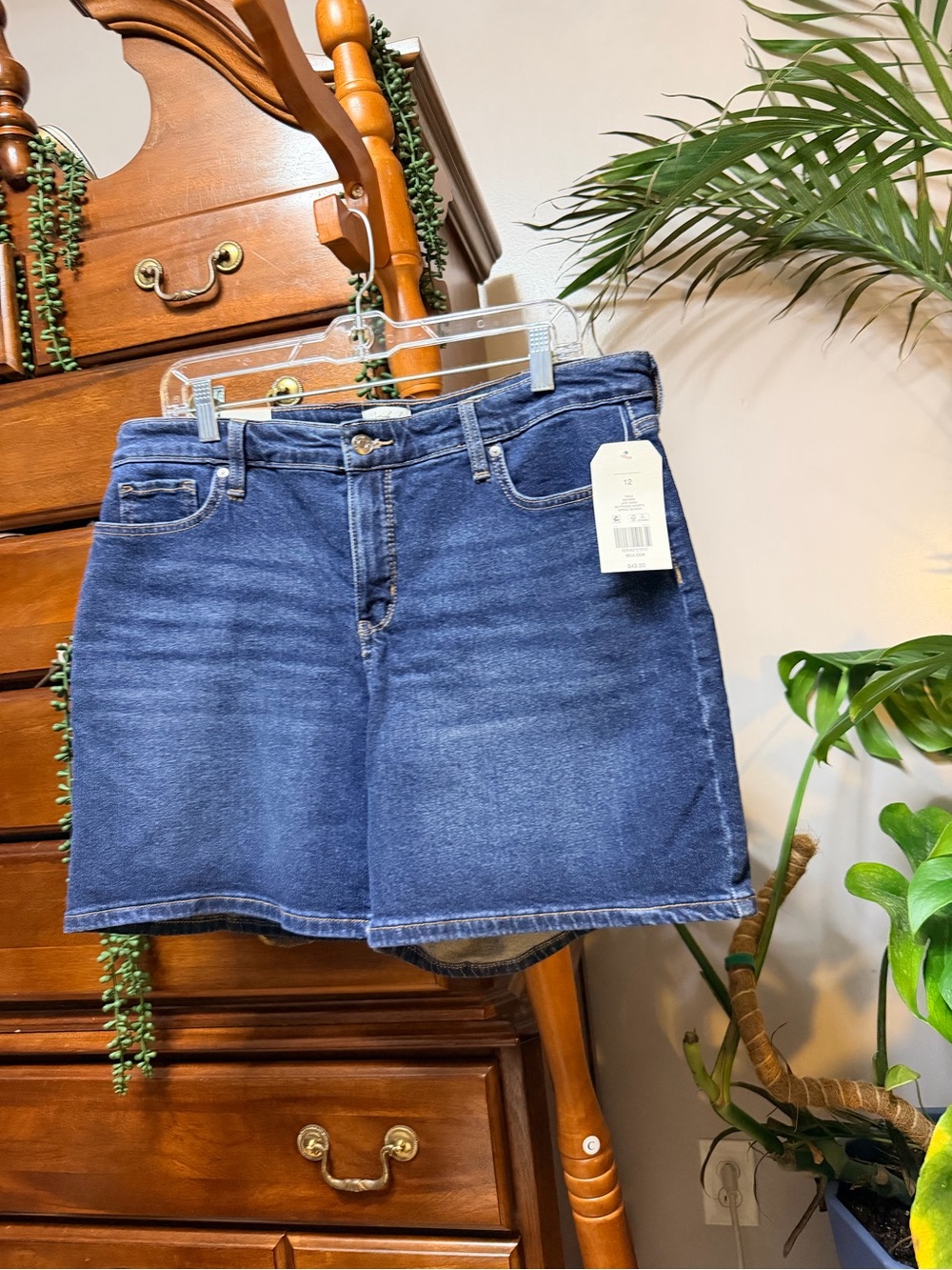 NWT Wonderly Mid-Rise Relaxed Boyfriend Shorts – Size 12 – Jade Wash